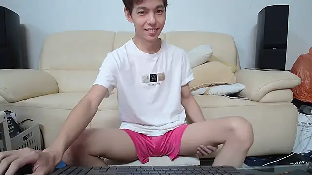 Snapshot of andrewooi chatting on November 2025 12:58:02 AM andrewooi online show from November 2025 12:58:02 AM