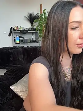 Trixie-Tainted online show from March 2026 03:12:02 PM