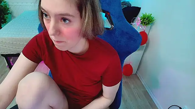 CranberryHot online show from October 2025 07:52:01 AM