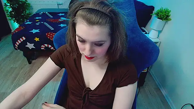 CranberryHot online show from April 2026 05:16:01 PM