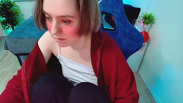 CranberryHot online show from October 2025 12:48:02 PM