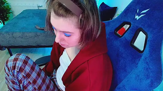 CranberryHot online show from October 2025 02:12:02 AM