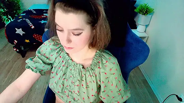 CranberryHot online show from March 2026 11:56:01 PM