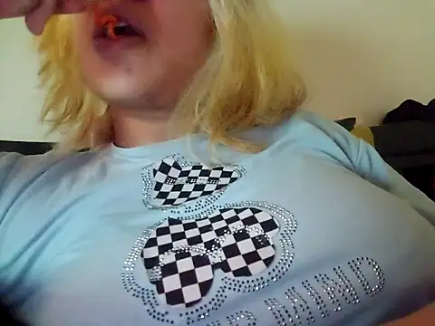 Nainagupta7890 online show from November 2025 02:00:02 PM