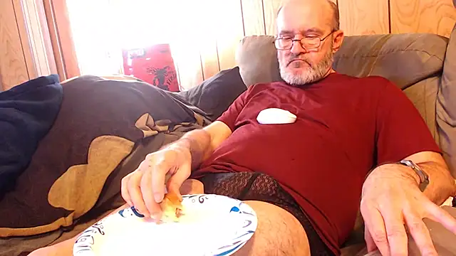 Snapshot of snickers1 chatting on March 2026 02:17:01 PM snickers1 online show from March 2026 02:17:01 PM