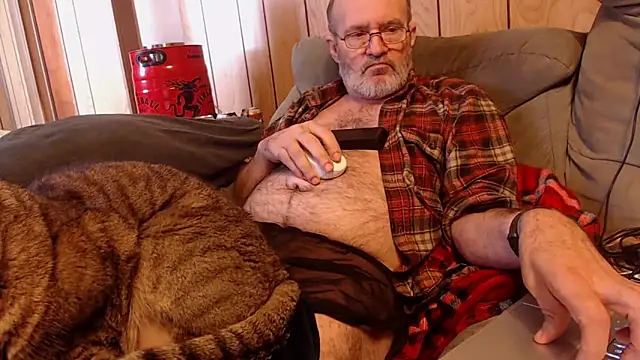 Snapshot of snickers1 chatting on February 2026 07:14:01 PM snickers1 online show from February 2026 07:14:01 PM