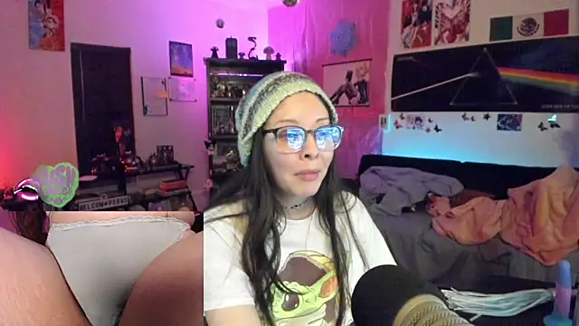 Snapshot of kushlungs666 chatting on February 2025 12:02:02 PM kushlungs666 online show from February 2025 12:02:02 PM