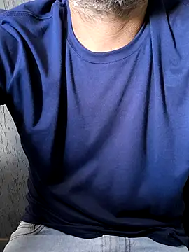 Leo Big online show from April 2026 04:30:01 PM