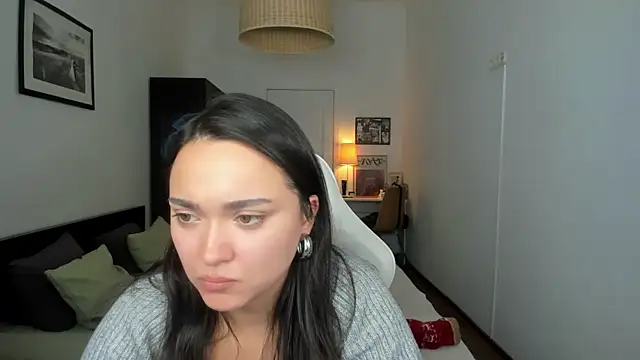 Snapshot of Tiffany_Flynn chatting on January 2025 12:42:02 PM Tiffany Flynn online show from January 2025 12:42:02 PM