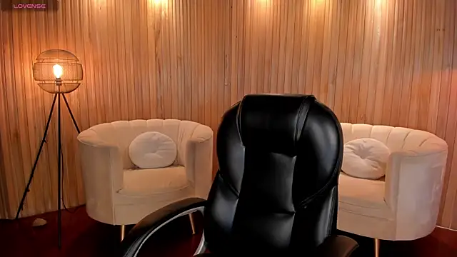 MorganHicks online show from October 2025 08:43:01 PM