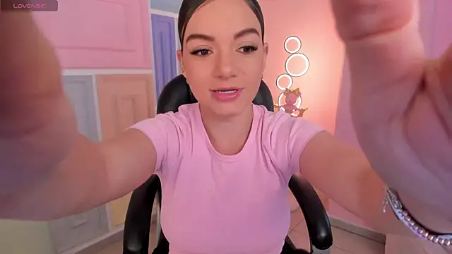 MorganHicks online show from March 2025 07:12:01 PM