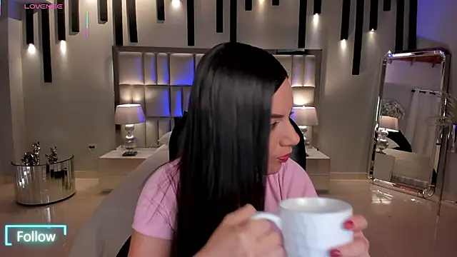 Snapshot of MorganHicks chatting on December 2025 07:55:02 PM MorganHicks online show from December 2025 07:55:02 PM