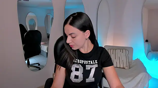 MorganHicks online show from February 2026 07:54:01 PM