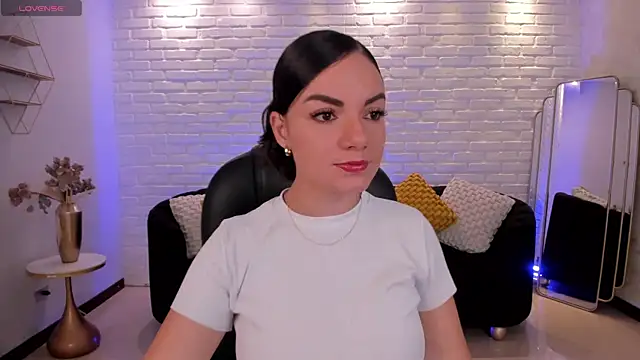 MorganHicks online show from September 2025 07:47:01 PM