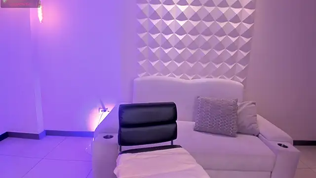 MorganHicks online show from April 2026 11:24:01 AM