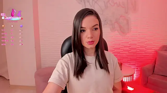 MorganHicks online show from March 2025 07:17:01 PM