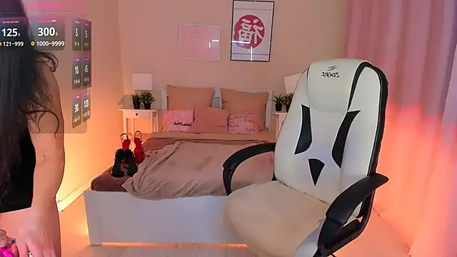 HelenaRegal online show from November 2025 01:59:01 PM