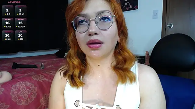 Snapshot of coraline101_ chatting on September 2025 01:33:01 AM coraline101 online show from September 2025 01:33:01 AM