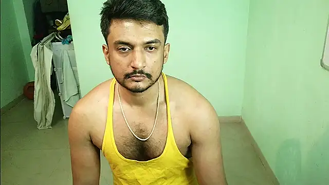 Snapshot of daringcutie chatting on December 2025 10:33:02 PM daringcutie online show from December 2025 10:33:02 PM