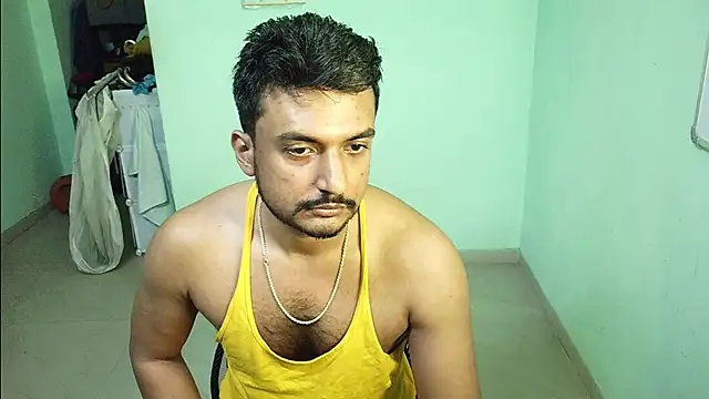 Snapshot of daringcutie chatting on December 2025 12:00:01 AM daringcutie online show from December 2025 12:00:01 AM