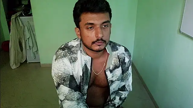 Snapshot of daringcutie chatting on October 2025 09:30:01 AM daringcutie online show from October 2025 09:30:01 AM