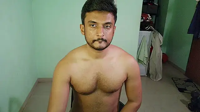 Snapshot of daringcutie chatting on April 2026 06:03:01 PM daringcutie online show from April 2026 06:03:01 PM