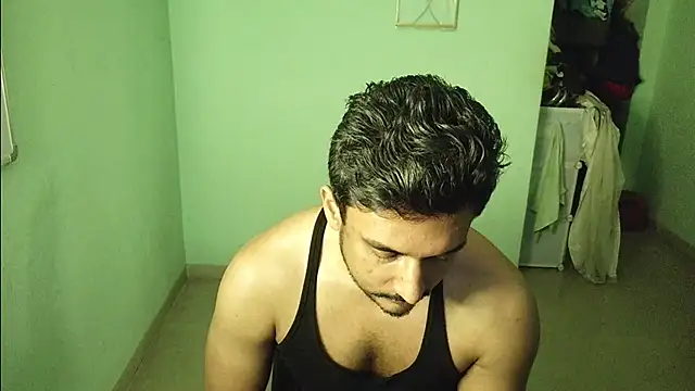 Snapshot of daringcutie chatting on January 2026 02:17:01 AM daringcutie online show from January 2026 02:17:01 AM