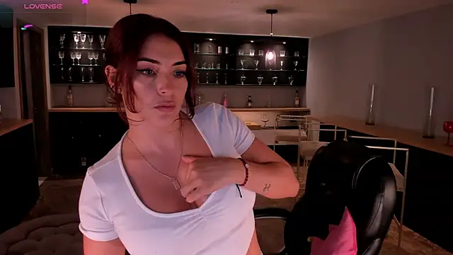 DannieSmith1 online show from February 2025 08:33:02 PM