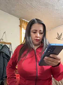 Snapshot of latinfemale chatting on June 2026 08:39:01 PM latinfemale online show from June 2026 08:39:01 PM