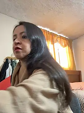 latinfemale online show from March 2026 09:05:02 PM