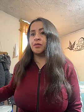 latinfemale online show from April 2026 09:17:01 PM