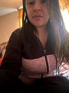 Snapshot of latinfemale chatting on October 2025 04:48:01 PM latinfemale online show from October 2025 04:48:01 PM