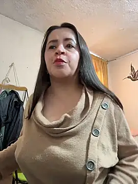 Snapshot of latinfemale chatting on June 2026 08:39:02 PM latinfemale online show from June 2026 08:39:02 PM