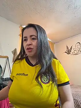 Snapshot of latinfemale chatting on June 2026 08:20:01 PM latinfemale online show from June 2026 08:20:01 PM