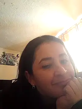 latinfemale online show from May 2026 05:33:01 PM