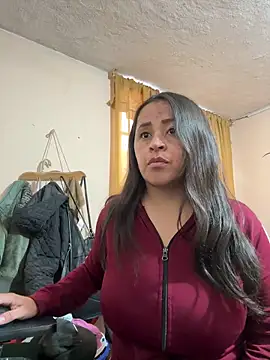 Snapshot of latinfemale chatting on November 2025 09:19:02 PM latinfemale online show from November 2025 09:19:02 PM