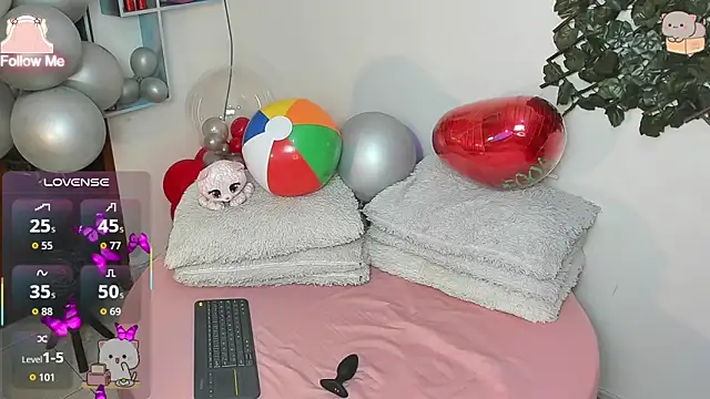 DestinyHills online show from March 2026 12:10:01 PM