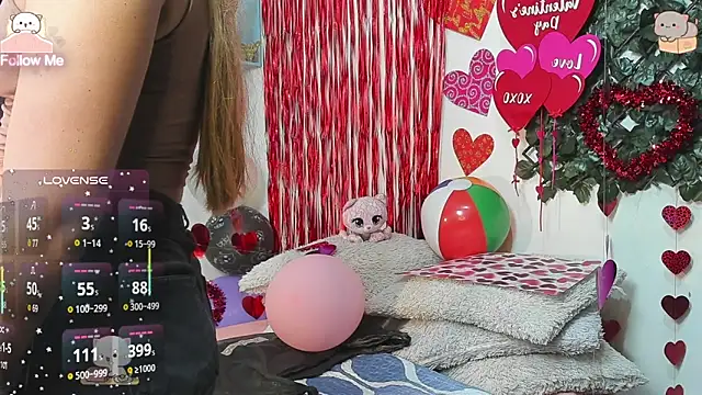 DestinyHills online show from February 2026 12:05:01 PM