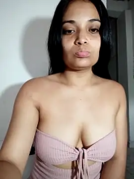  Estrellita  online show from February 2026 06:59:01 PM