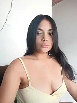  Estrellita  online show from October 2025 05:15:02 PM