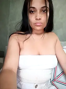  Estrellita  online show from March 2026 05:07:02 PM