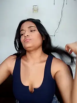  Estrellita  online show from November 2025 05:01:02 PM