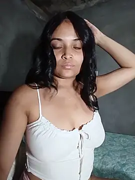  Estrellita  online show from May 2026 04:46:02 PM
