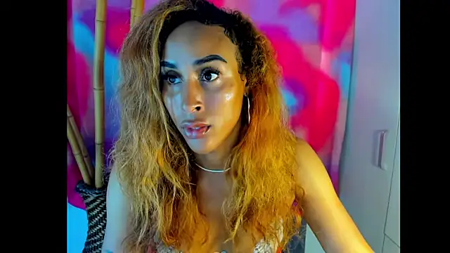 CarameloCeron online show from November 2025 02:20:02 PM