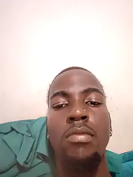 Snapshot of El_tulp3nn chatting on November 2025 08:02:01 PM El tulp3nn online show from November 2025 08:02:01 PM