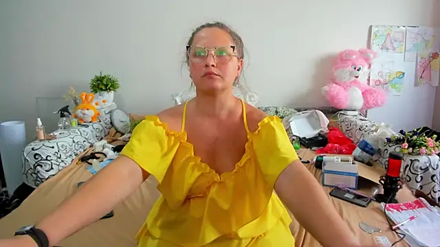 IamYourNarcotic online show from June 2026 01:19:02 PM