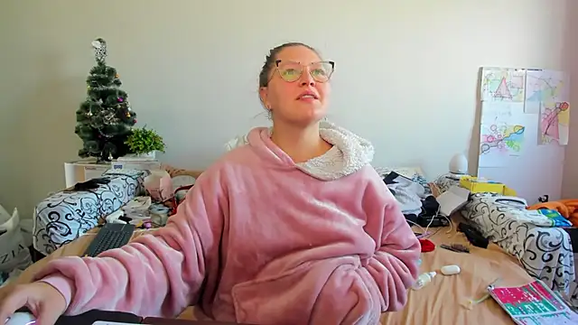 Snapshot of IamYourNarcotic chatting on February 2026 09:04:02 AM IamYourNarcotic online show from February 2026 09:04:02 AM