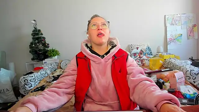 Snapshot of IamYourNarcotic chatting on January 2026 01:37:02 PM IamYourNarcotic online show from January 2026 01:37:02 PM