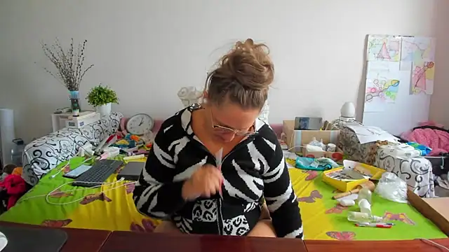 IamYourNarcotic online show from November 2025 10:51:02 AM