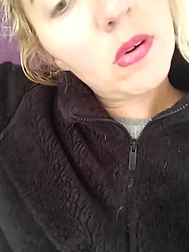 Snapshot of Mllesha74000 chatting on October 2025 12:02:01 PM Mllesha74000 online show from October 2025 12:02:01 PM